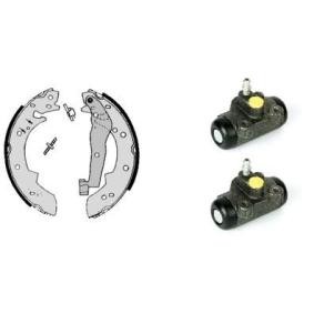 Köp Bromsbacksats av BREMBO H 61 018 till det låga priset 1473,75 kr