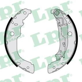 Comprar Juego de zapatas de frenos de LPR 09220 a bajo precio de 28,68 €