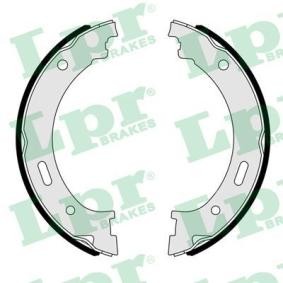 Comprar Zapata de freno de mano de LPR 09530 a bajo precio de 34,35 €