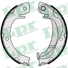 Comprar Zapata de freno de mano de LPR 09920 a bajo precio de 29,32 €