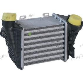 Kjøp Intercooler av FRIGAIR 0710.3010 til den lave prisen 1975,37 NOK