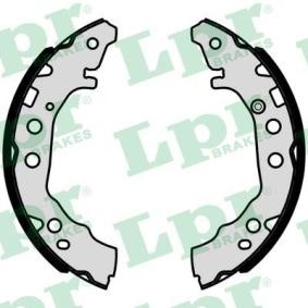 Comprar Juego de zapatas de frenos de LPR 01055 a bajo precio de 67,81 €