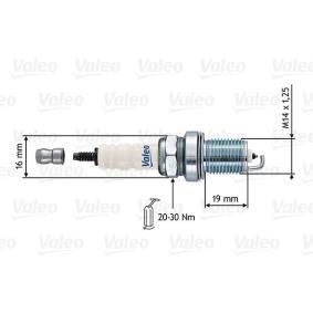 Köp Tändstift av VALEO 246898 till det låga priset 110,19 kr