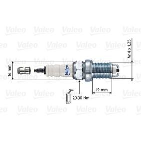 Köp Tändstift av VALEO 246852 till det låga priset 180,79 kr