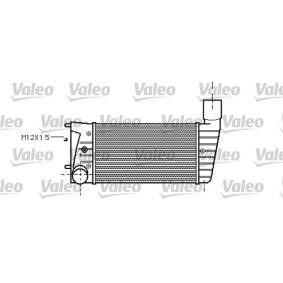 Köp Intercooler av VALEO 817631 till det låga priset 2148,54 kr