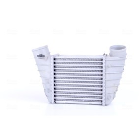 Köp Intercooler av NISSENS 96746 till det låga priset 1459,18 kr