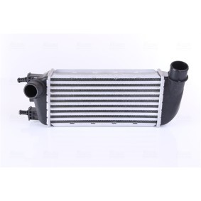 Köp Intercooler av NISSENS 96577 till det låga priset 1124,77 kr