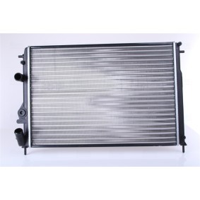 Acquista Radiatore motore da NISSENS 63877 a buon mercato per soli 78,50 €