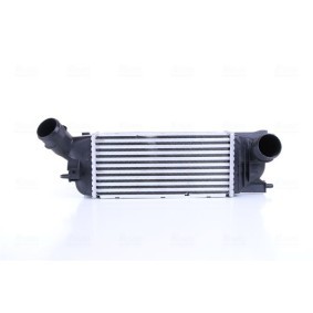 Köp Intercooler av NISSENS 96719 till det låga priset 1920,13 kr