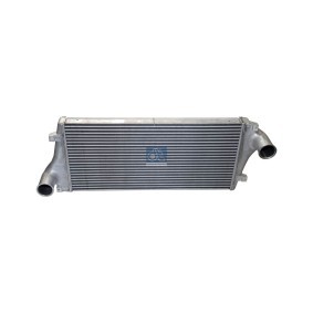Kjøp Intercooler av DT Spare Parts 2.15771 til den lave prisen 18514,39 NOK