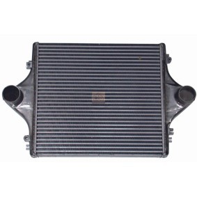 Köp Intercooler av DT Spare Parts 3.16223 till det låga priset 13148,79 kr