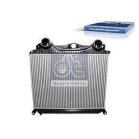 Köp Intercooler av DT Spare Parts 3.16225 till det låga priset 14791,89 kr