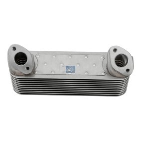 Kjøp Oljekjøler, motorolje av DT Spare Parts 4.60820 til den lave prisen 2922,88 NOK