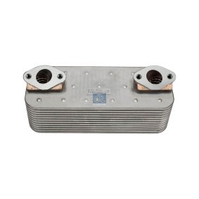 Kjøp Oljekjøler, motorolje av DT Spare Parts 4.61897 til den lave prisen 3698,48 NOK