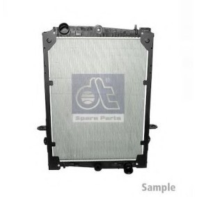 Kjøp Radiator, motorkjøling av DT Spare Parts 5.45255 til den lave prisen 14274,93 NOK