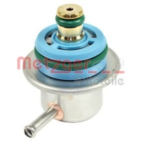 Köp Bränsletrycksregulator av METZGER 0906163 till det låga priset 606,19 kr