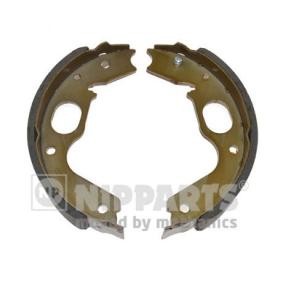 Comprar Zapata de freno de mano de NIPPARTS J3505042 a bajo precio de 57,62 €