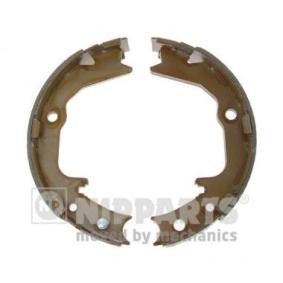 Comprar Zapata de freno de mano de NIPPARTS N3507015 a bajo precio de 70,19 €