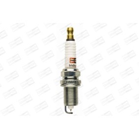 Achetez des Bougie d'allumage CHAMPION OE194/R04 à prix pour 27,32 €