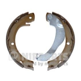 Comprar Zapata de freno de mano de NIPPARTS N3502089 a bajo precio de 29,28 €