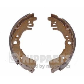 Comprar Juego de zapatas de frenos de NIPPARTS N3506024 a bajo precio de 32,14 €