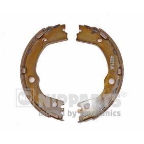 Comprar Zapata de freno de mano de NIPPARTS N3500327 a bajo precio de 32,85 €