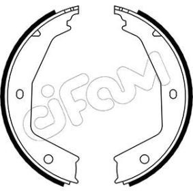 Comprar Zapata de freno de mano de CIFAM 153-331 a bajo precio de 27,95 €