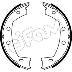 Comprar Zapata de freno de mano de CIFAM 153-374 a bajo precio de 33,93 €