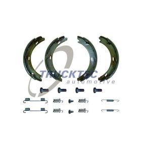 Köp Handbromsbackar av TRUCKTEC AUTOMOTIVE 02.35.006 till det låga priset 425,98 kr