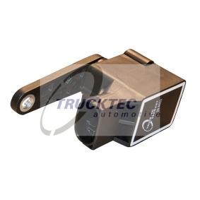 Compre Sensor, luces xenon (regulación alcance luces) de TRUCKTEC AUTOMOTIVE online para Clase C Coupé (CL203) a precios moderados