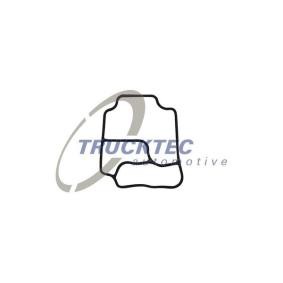 Osta Tiiviste, öljynsuodatimen kotelo TRUCKTEC AUTOMOTIVE:llä 08.10.132 edullisesti hintaan 5,41 €
