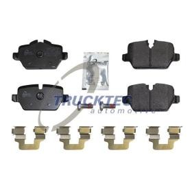 Köp Bromsbelägg av TRUCKTEC AUTOMOTIVE 08.34.131 till det låga priset 473,06 kr