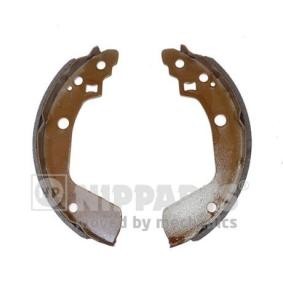 Comprar Juego de zapatas de frenos de NIPPARTS N3508035 a bajo precio de 31,31 €