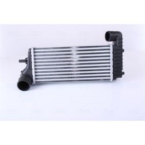 Köp Intercooler av NISSENS 96251 till det låga priset 1013,65 kr