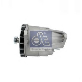 Kjøp Dynamo av DT Spare Parts 3.34029 til den lave prisen 5677,88 NOK