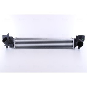 Kjøp Intercooler av NISSENS 96378 til den lave prisen 2309,85 NOK