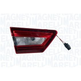 Köp Backljus av MAGNETI MARELLI 712205261120 till det låga priset 902,66 kr