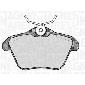 Köp Bromsbelägg av MAGNETI MARELLI 363916060111 till det låga priset 305,91 kr