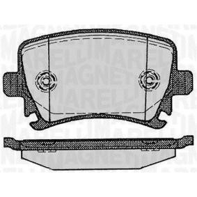 Köp Bromsbelägg av MAGNETI MARELLI 363916060601 till det låga priset 332,23 kr