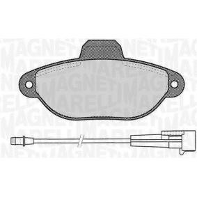 Köp Bromsbelägg av MAGNETI MARELLI 363916060218 till det låga priset 299,03 kr