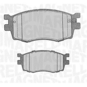Köp Bromsbelägg av MAGNETI MARELLI 363916060698 till det låga priset 505,16 kr
