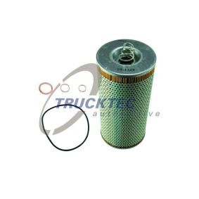 Köp Oljefilter av TRUCKTEC AUTOMOTIVE 01.18.082 till det låga priset 330,04 kr