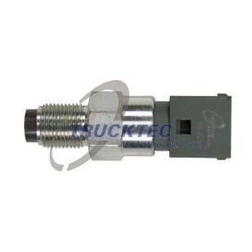 Køb Sensor, hastighed / omdrejninger af TRUCKTEC AUTOMOTIVE 03.17.018 til den lave pris 258,84 DKK
