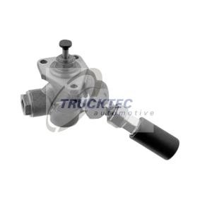 Achetez des Pompe à carburant TRUCKTEC AUTOMOTIVE 05.14.016 à prix pour 21,40 €