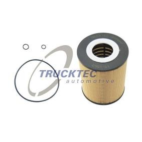 Köp Oljefilter av TRUCKTEC AUTOMOTIVE 05.18.006 till det låga priset 147,21 kr