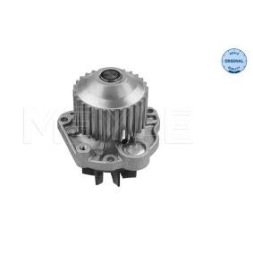 Achetez des Pompe à eau MEYLE 11-13 220 0008 à prix pour 41,56 €