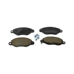 Kjøp Bremseklosser av DT Spare Parts 13.93101 til den lave prisen 915,76 NOK