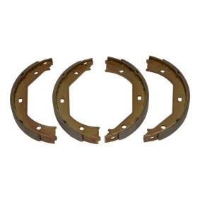 Köp Handbromsbackar av MAXGEAR 19-1070 till det låga priset 373,44 kr