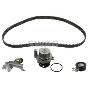 Achetez des Kit de distribution + pompe à eau SWAG 30 94 5128 à prix pour 251,50 €