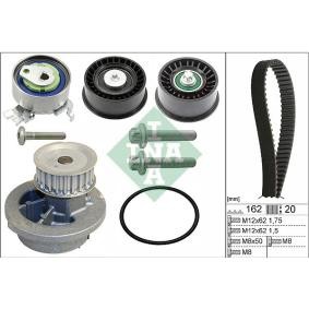 Achetez des Kit de distribution + pompe à eau INA 530 0441 32 à prix pour 117,28 €